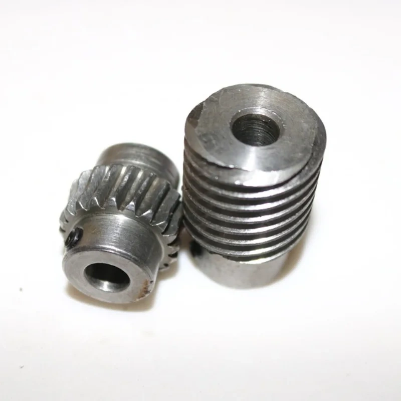 1M-20T 45# steel worm gear Reduction ratio 1:5  center distance 21 Worm Gear Reducer Transmission Parts