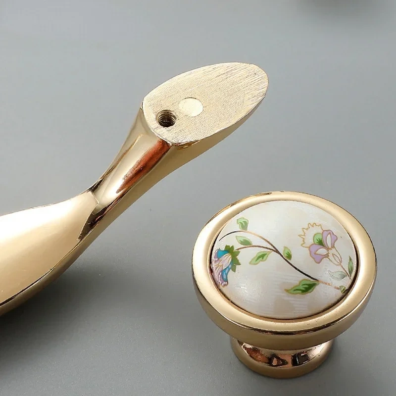 Modern simple light luxury pastoral European handle bright gold ceramic handle furniture hardware