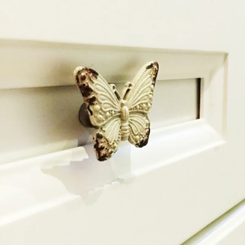 Mediterranean Style Single Hole Butterfly Handle Retro Wardrobe Cat Tail Double Hole Handle and Knob Drawer Wall Mounted Knob