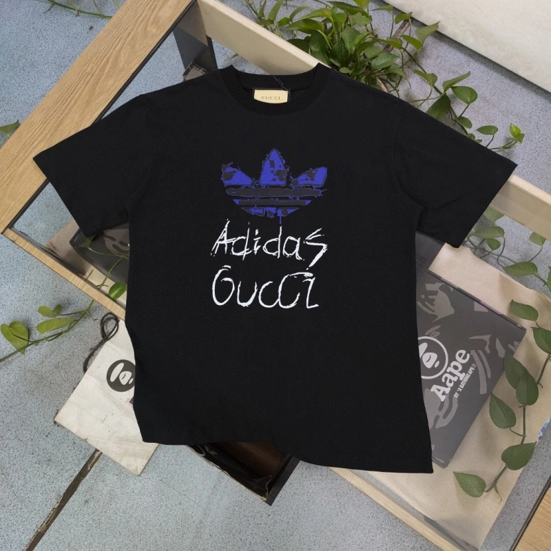 *GUCCI