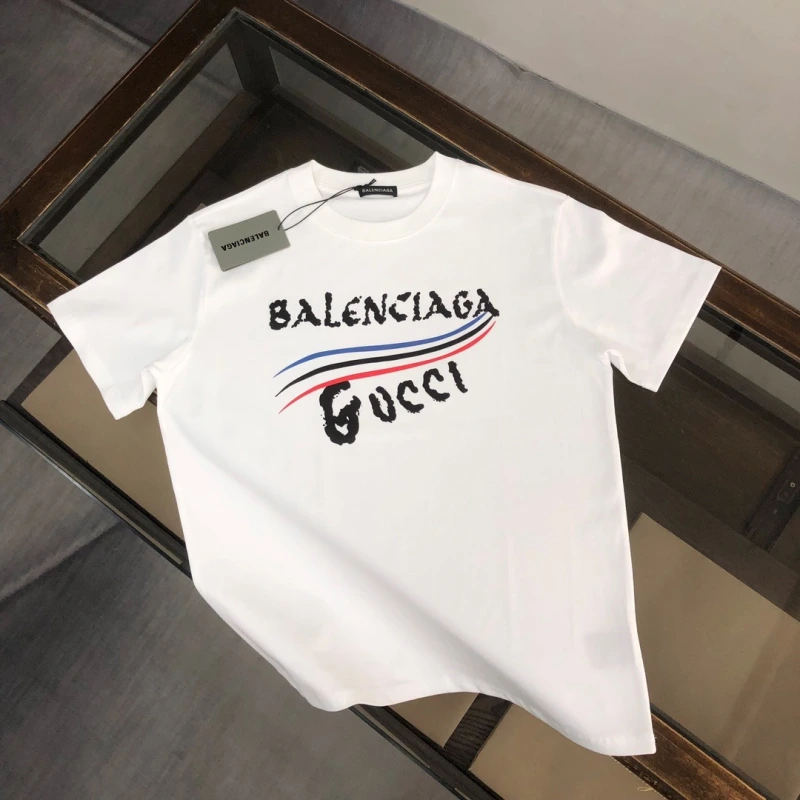 *Balenciaga-T-shirt