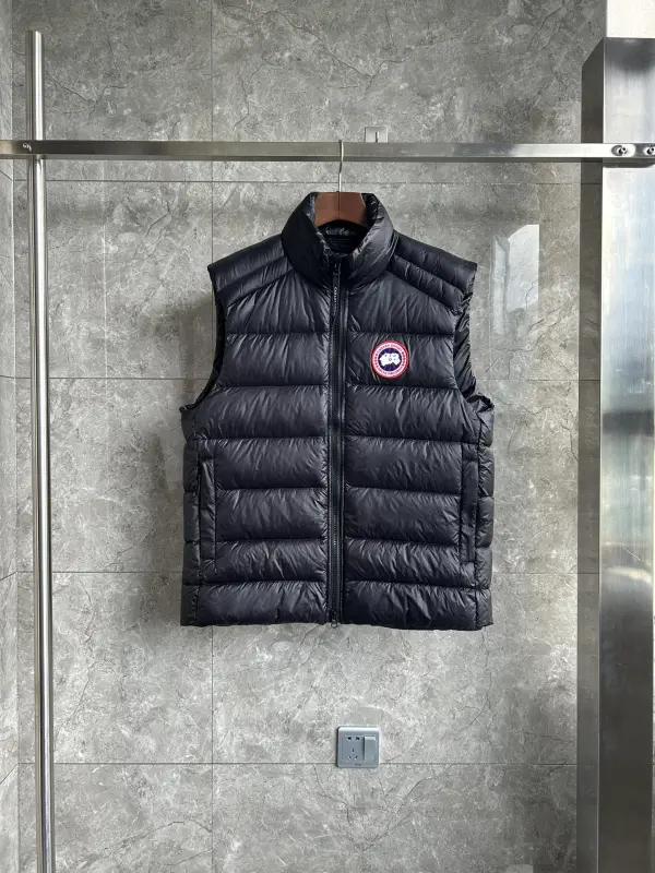 *canada goose