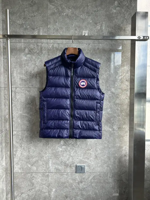 *canada goose