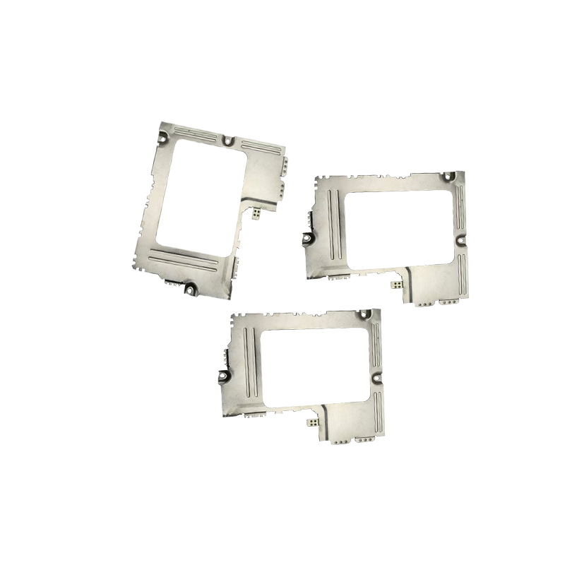Contact lug terminals