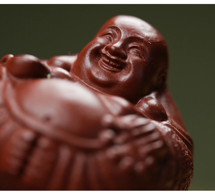 Made of purple clay, it is a collectible for tea - drinking occasions. The figurines of the God of Longevity and the God of Wealth can bring health, longevity and wealth.