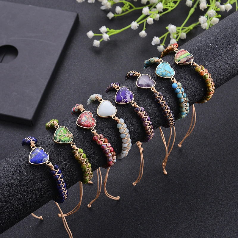 Qi Mai Stone, natural stone, heart-shaped bead bracelet. A card is included. It's on special offer.