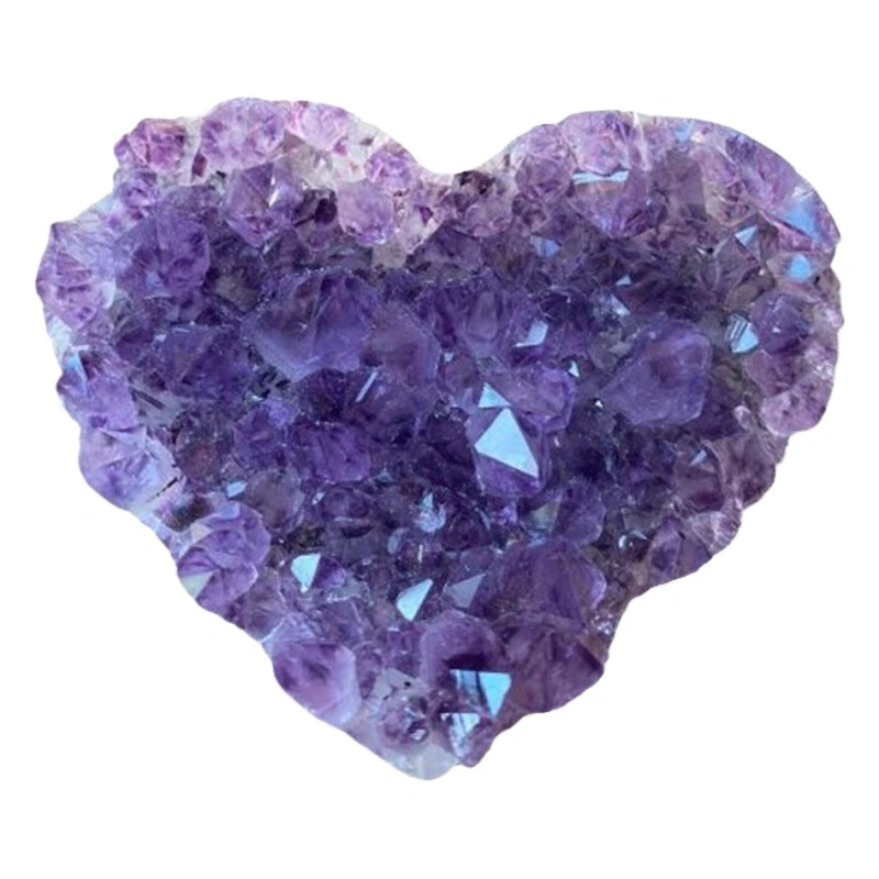 The natural purple heart-shaped crystal ornament is regarded as the "guardian stone of love". It can enhance wisdom, attract wealth, stabilize emotions and elevate one's spirituality.