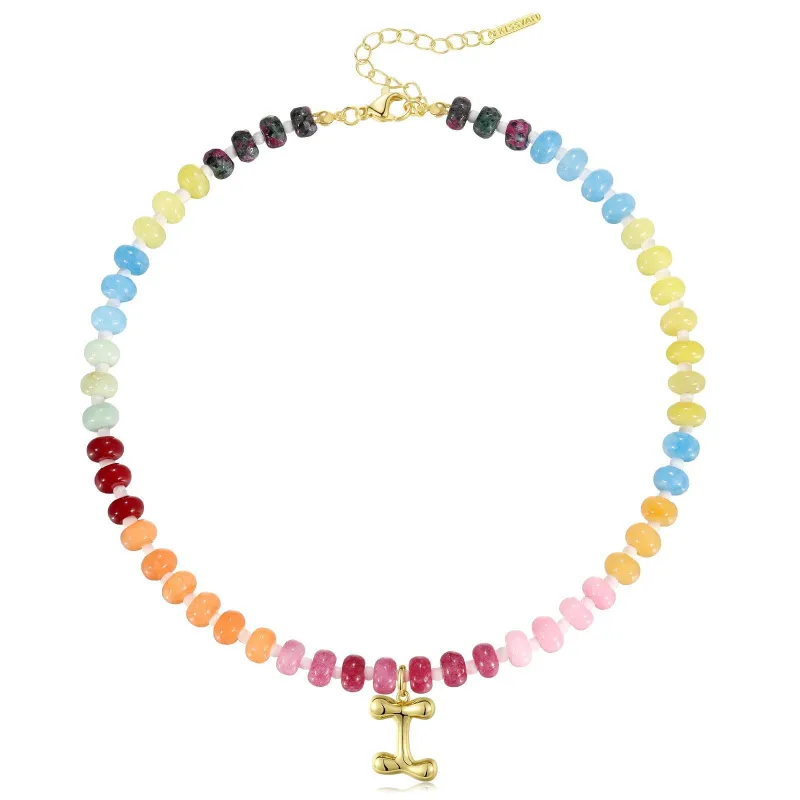 Colorful bead necklaces.It will be endowed with similar auspicious meanings, implying that all kinds of good luck will shine upon the wearer like seven bright stars.