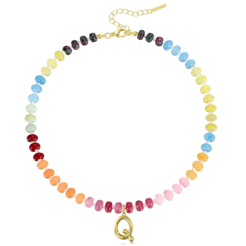 Colorful bead necklaces.It will be endowed with similar auspicious meanings, implying that all kinds of good luck will shine upon the wearer like seven bright stars.