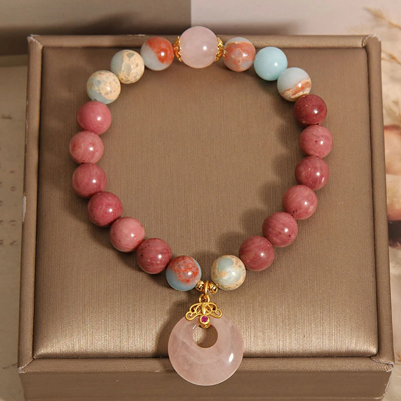 The natural rhodonite raw stones can bring love, stabilize emotions, enhance interpersonal relationships and relieve anxiety.