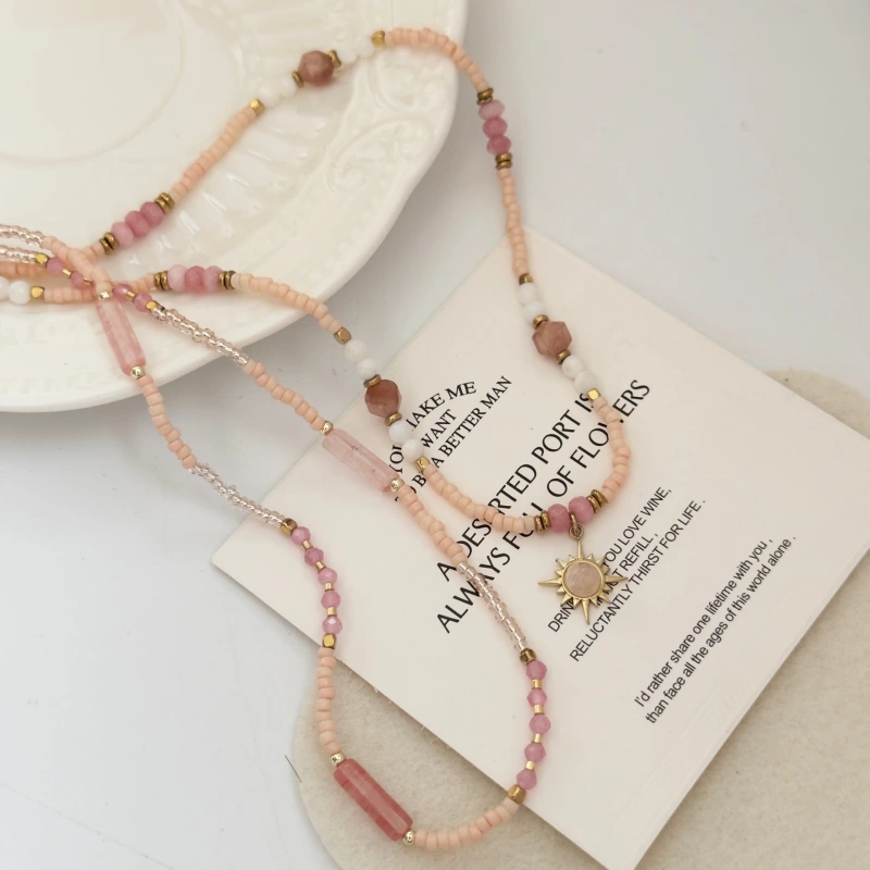 The natural rhodonite raw stones can bring love, stabilize emotions and enhance interpersonal relationships.