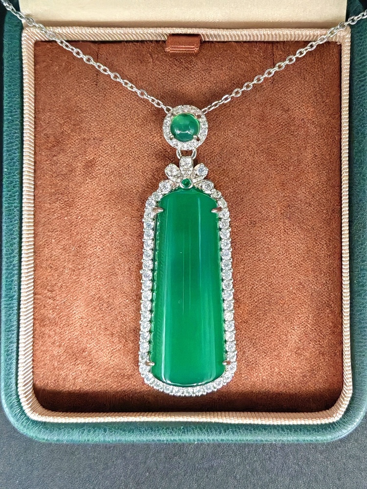 "No Worries" Chalcedony Pendant