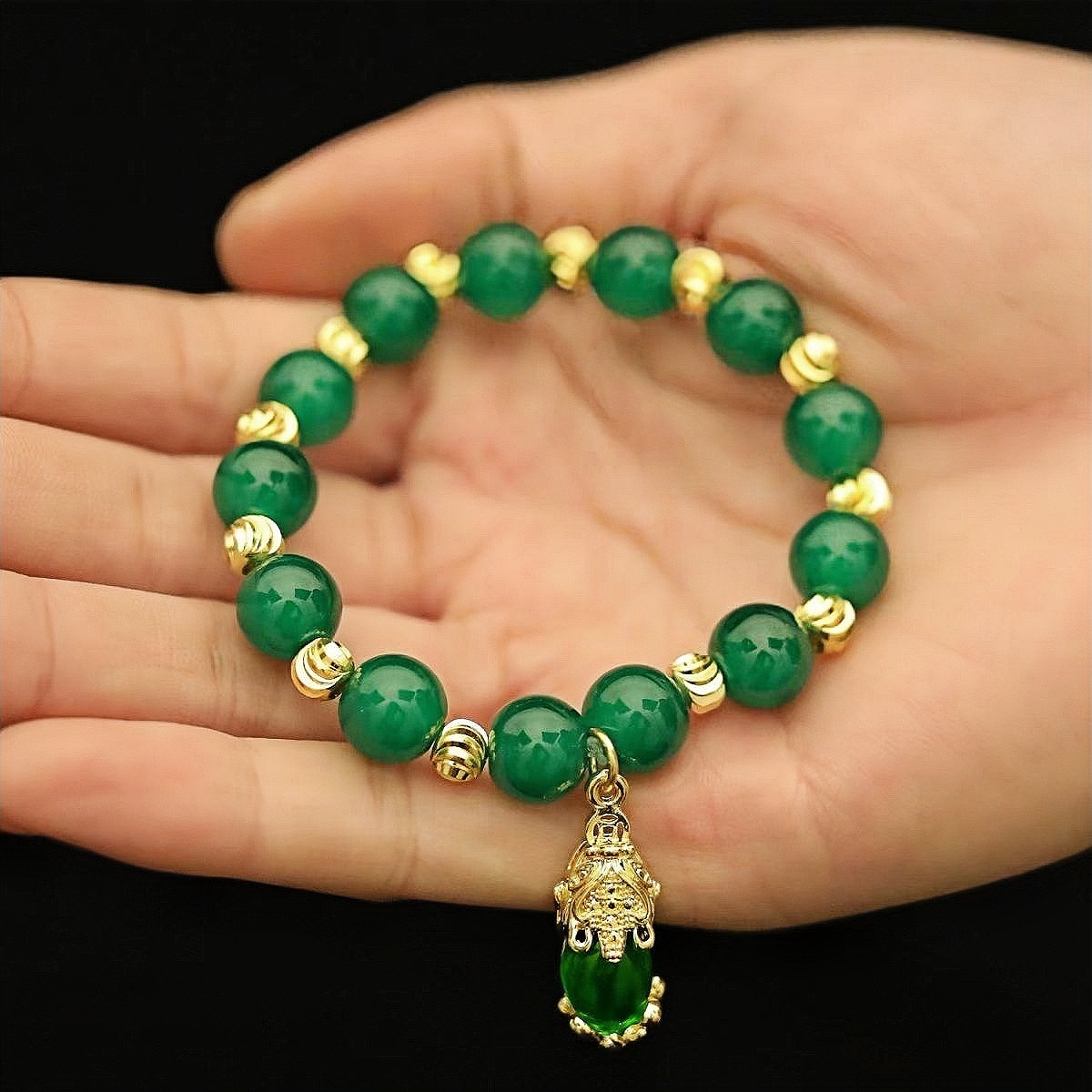 Pi Xiu - Chinese Lion Green Chalcedony Beaded Bracelet