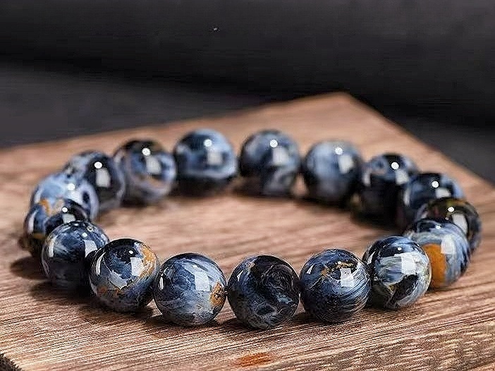 Natural Brazilian Kyanite Bracelet