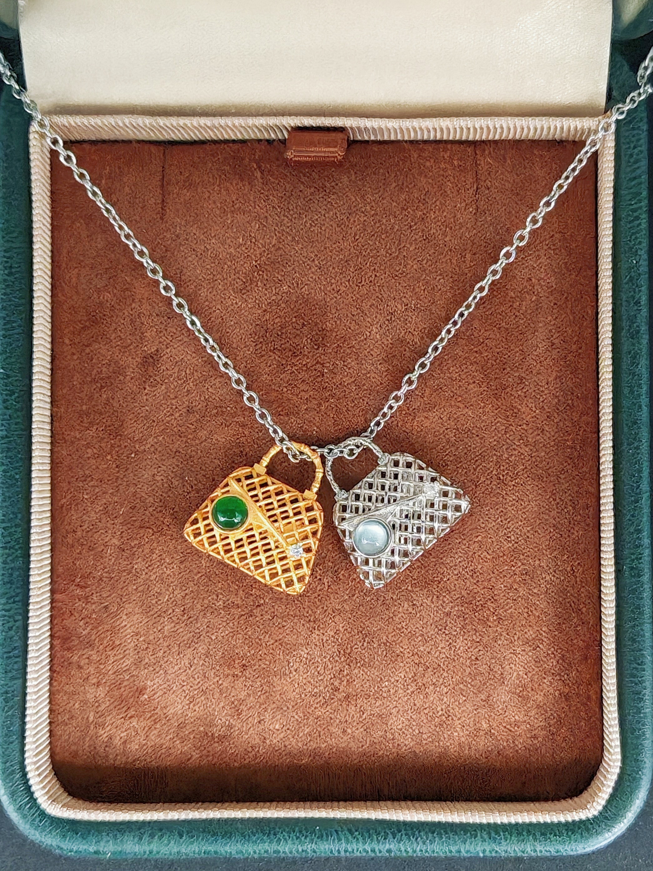 Jade Pendant Showcase Necklace