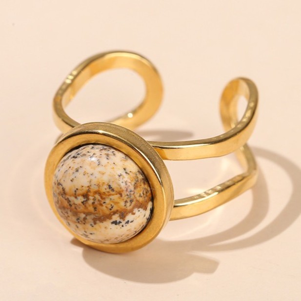 水晶玛瑙圆形开口金色钛钢戒指