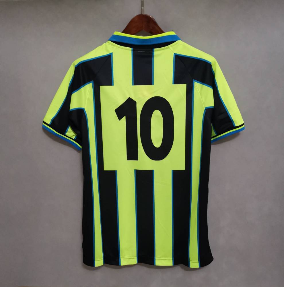 1998/99 Manchester City Retro Away Jersey