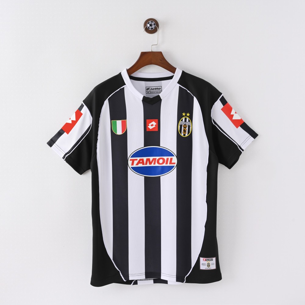 2002/03 Juventus Retro Jersey Home Replica