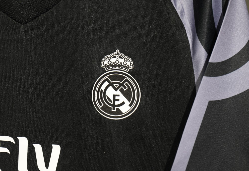 2016/17 Real Madrid Third Away Retro Jersey Player Version
