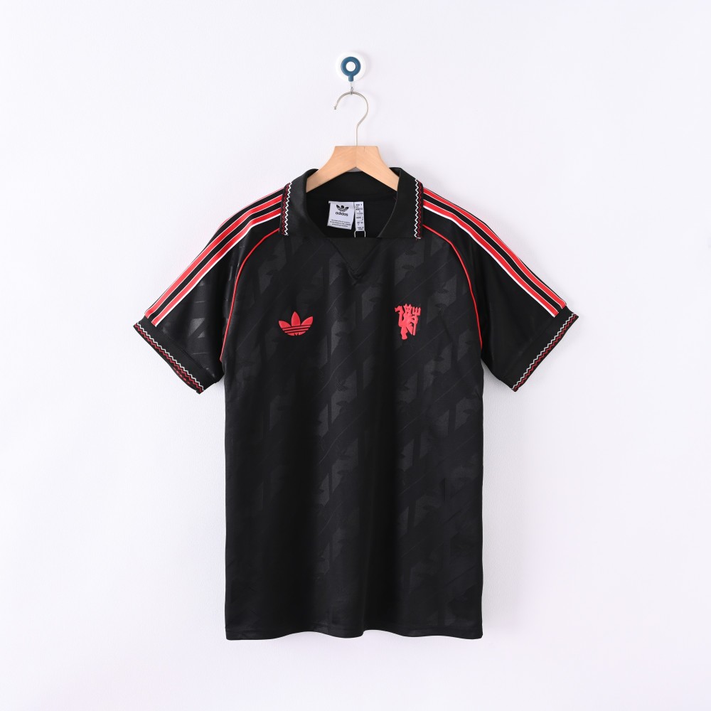 2024/25 Manchester United Special Edition Retro Jersey