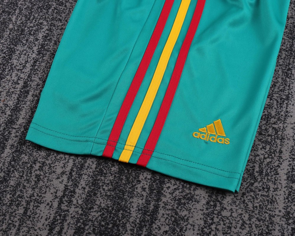 2010 World Cup Spain Goalkeeper Retro Kids Jersey  