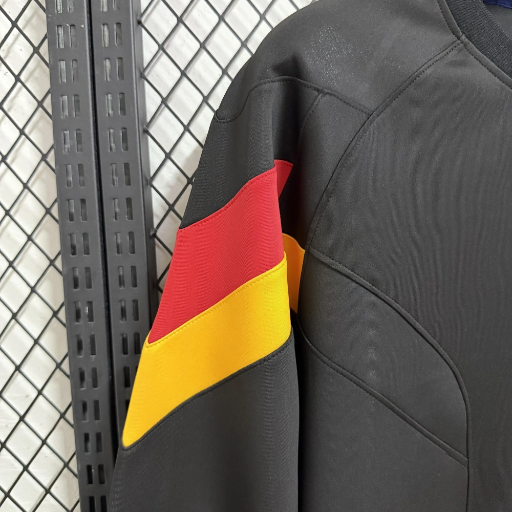 2025/26 Germany Long-sleeved Sweatshirt