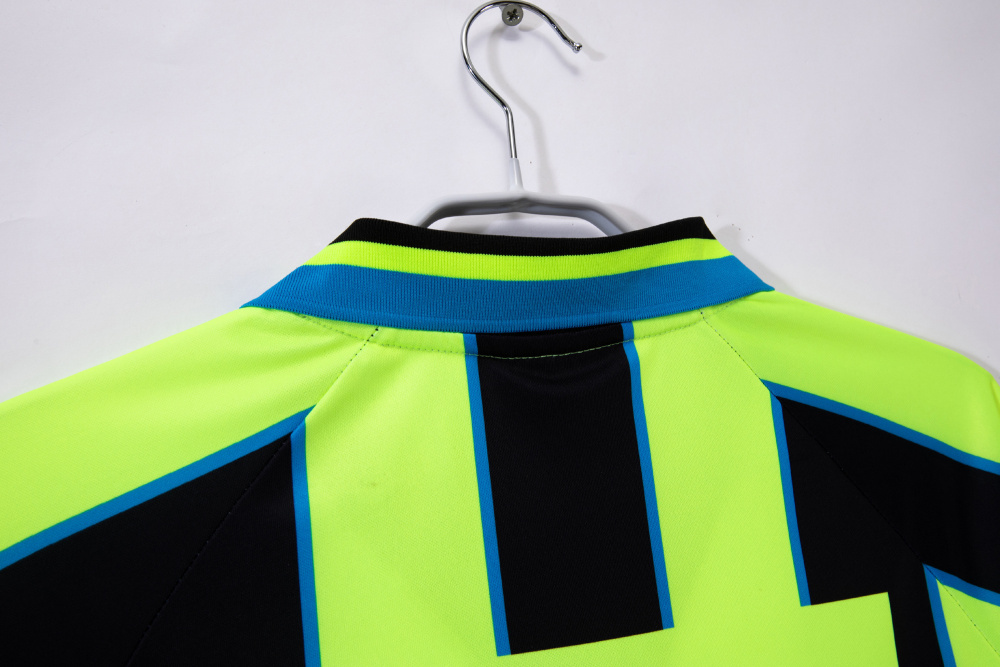 1998/99 Manchester City Retro Away Jersey