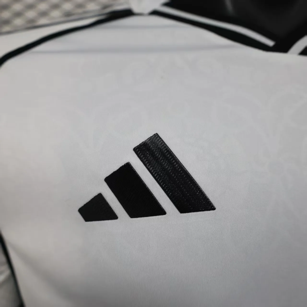 2025/26 Fulham Home Jersey Player Version