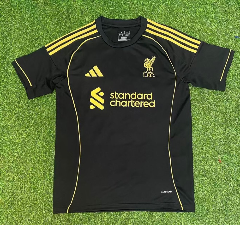 2025/26 Liverpool Black Short Sleeve Soccer Training Uniform