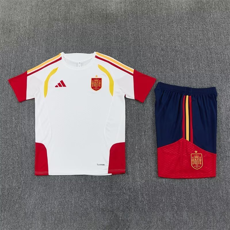 2026/27 Spain White Short Sleeve Football Training Suit for Adults
