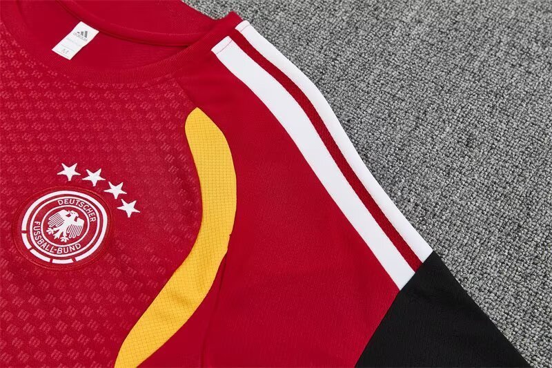 2026/27 Germany Red Short Sleeve Training Suit For Adult & Kids