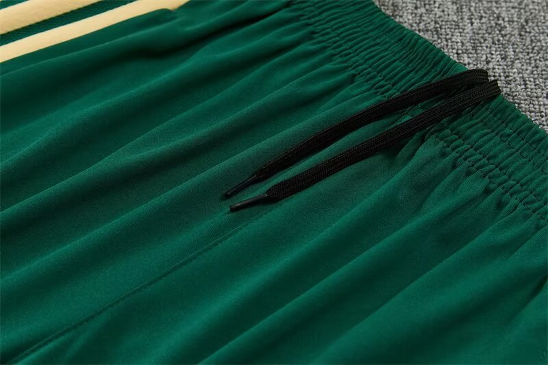 2026/27 Real Madrid Green Camouflage Half Pull Training Suit Soccer Jersey For Adult & Kids