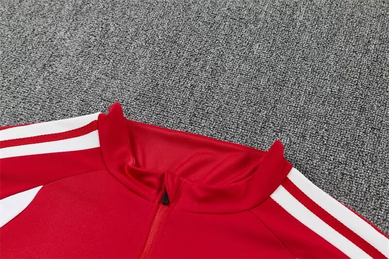2026/27 Spain Red Half Pull Training Suit Soccer Jersey For Adults & Kids