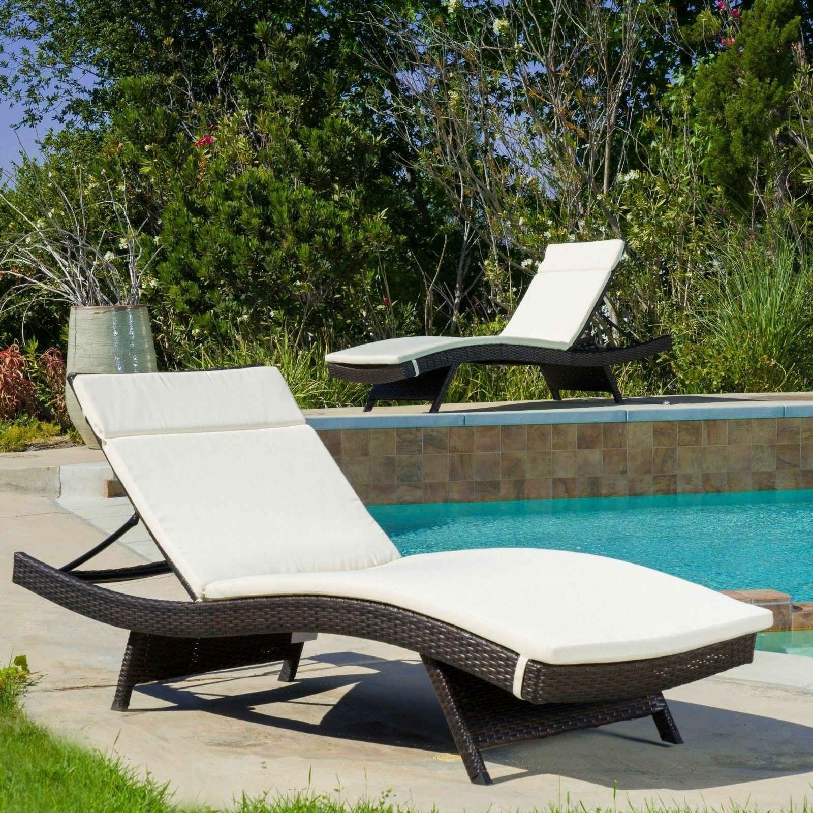 52005.00CUSH Salem Outdoor Chaise Lounge Cushion - Water-Resistant Patio Replacement Pad with Ties, Beige