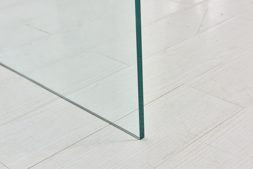 Modern Tempered Glass Bent End Table - Clear C-Shaped Side Table for Living Room & Sofa