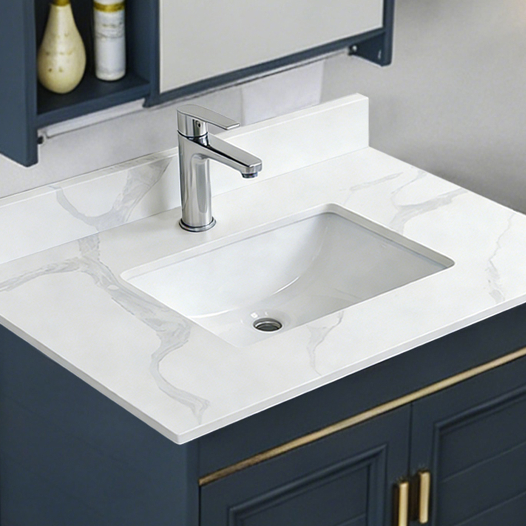 31-Inch Carrara White Quartz Bathroom Vanity Top with Undermount Sink, Pre-Drilled Faucet Hole & 4" Backsplash