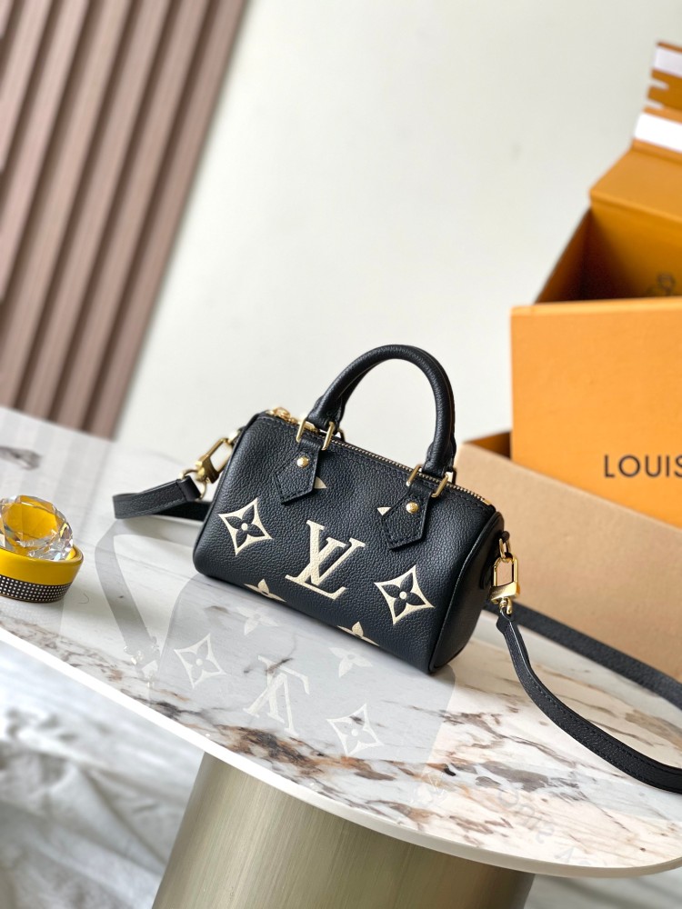 NANO SPEEDY Handbag