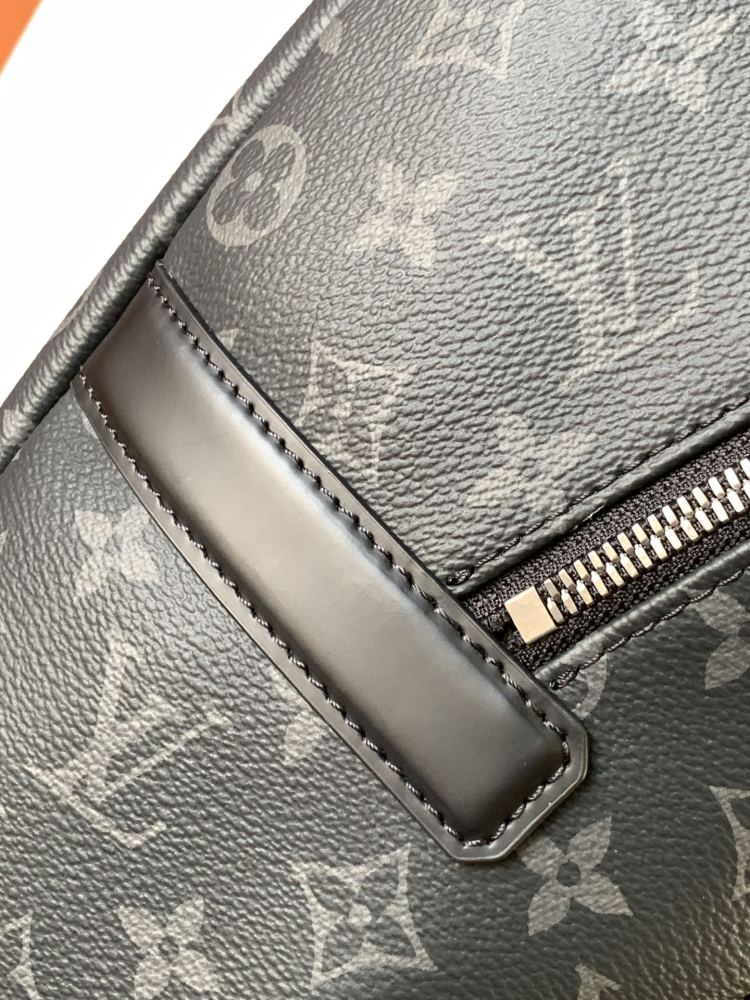 LV Discovery Duffel Bag