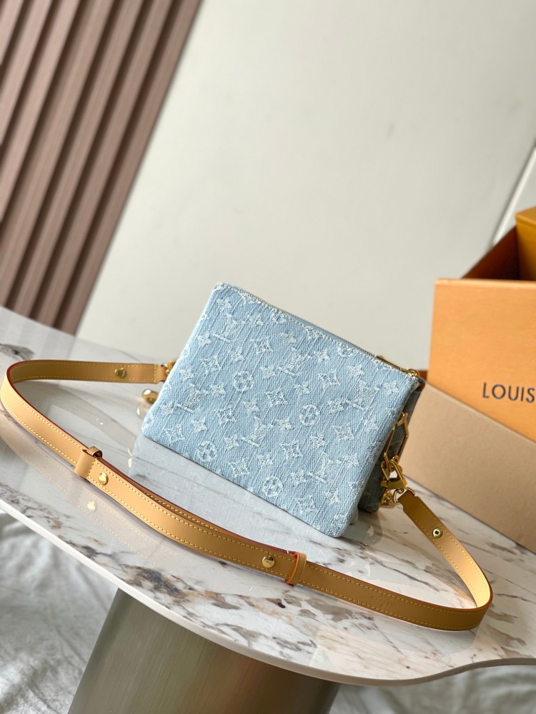 Coussin BB Handbag