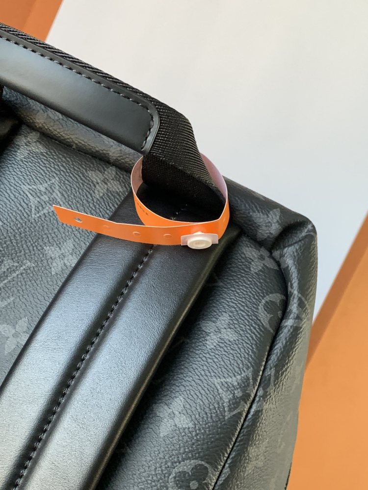 LV Discovery Duffel Bag