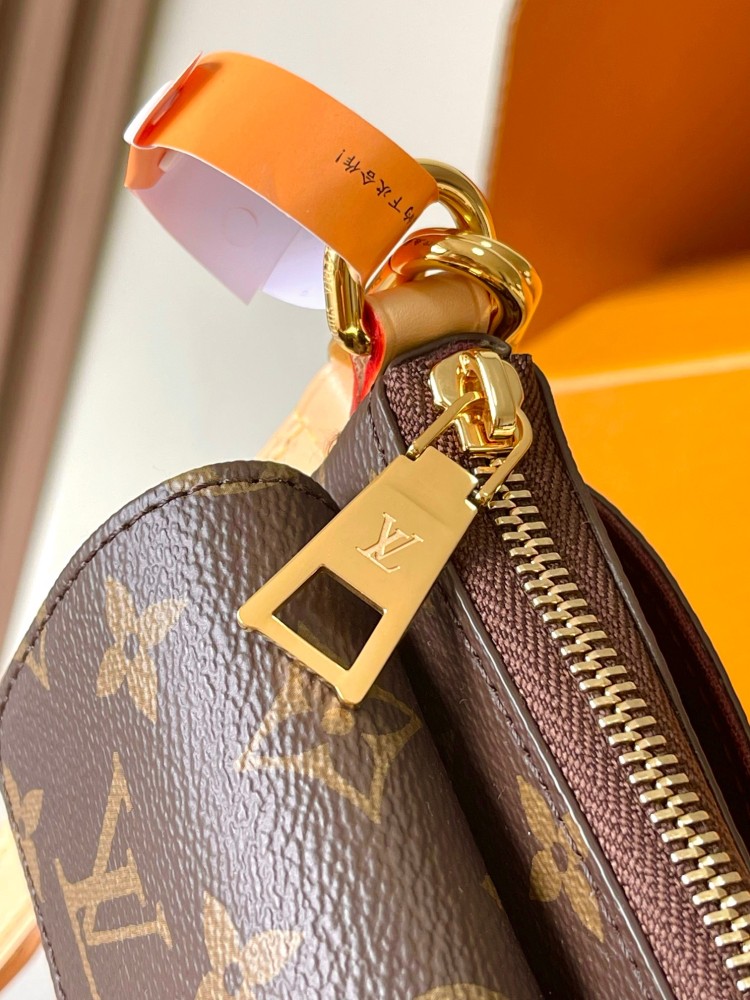 LV VIBE Handbag