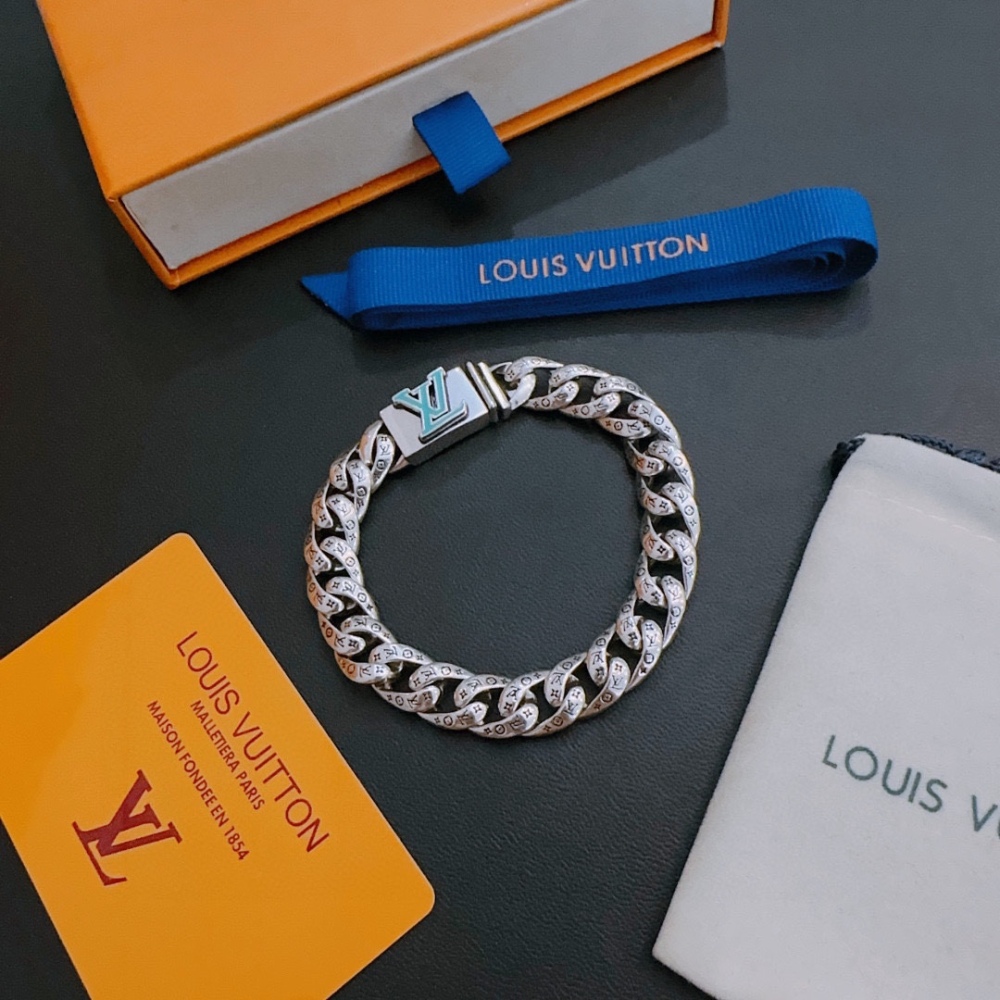 High Quality Louis Vuitton LV Bracelet