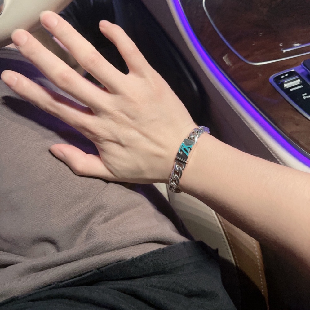 High Quality Louis Vuitton LV Bracelet