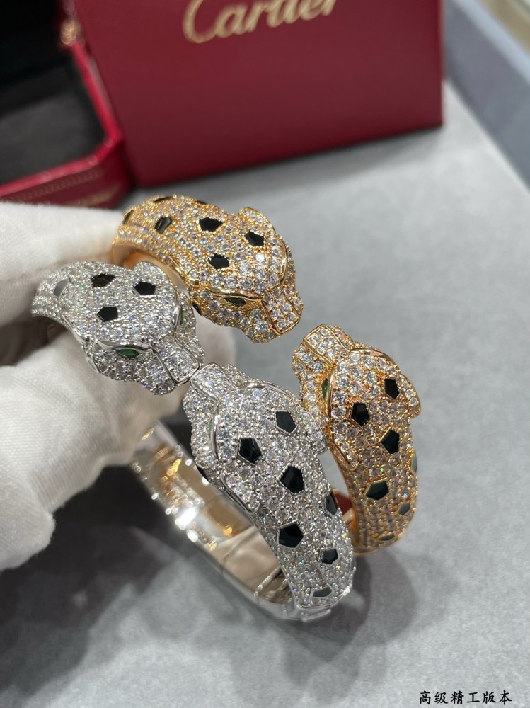 Cartier Two Headed Spotted Leopard Bracelet in Asian Gold bracelet