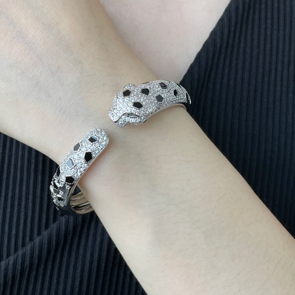 Cartier Single Spotted Leopard Bracelet in Asian Gold