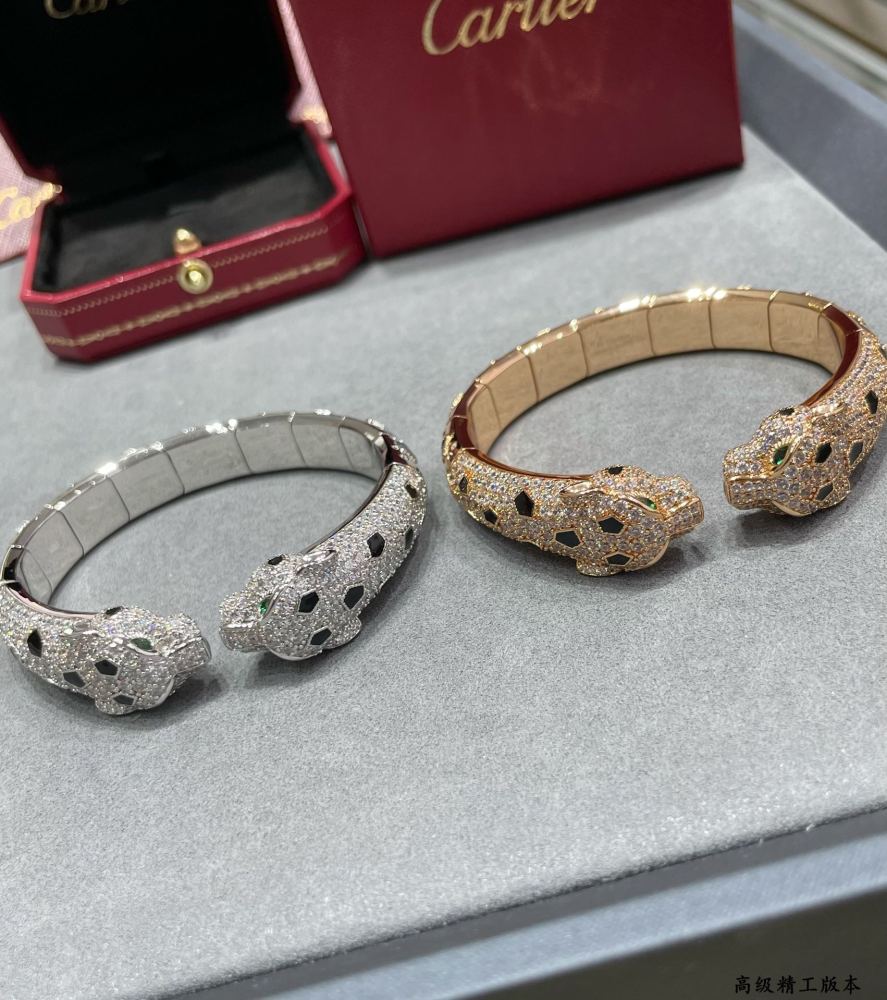 Cartier Two Headed Spotted Leopard Bracelet in Asian Gold bracelet