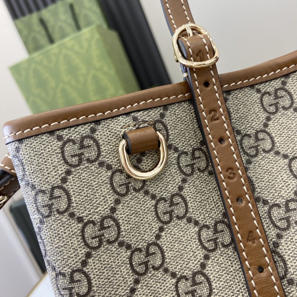 GG  shopping bag