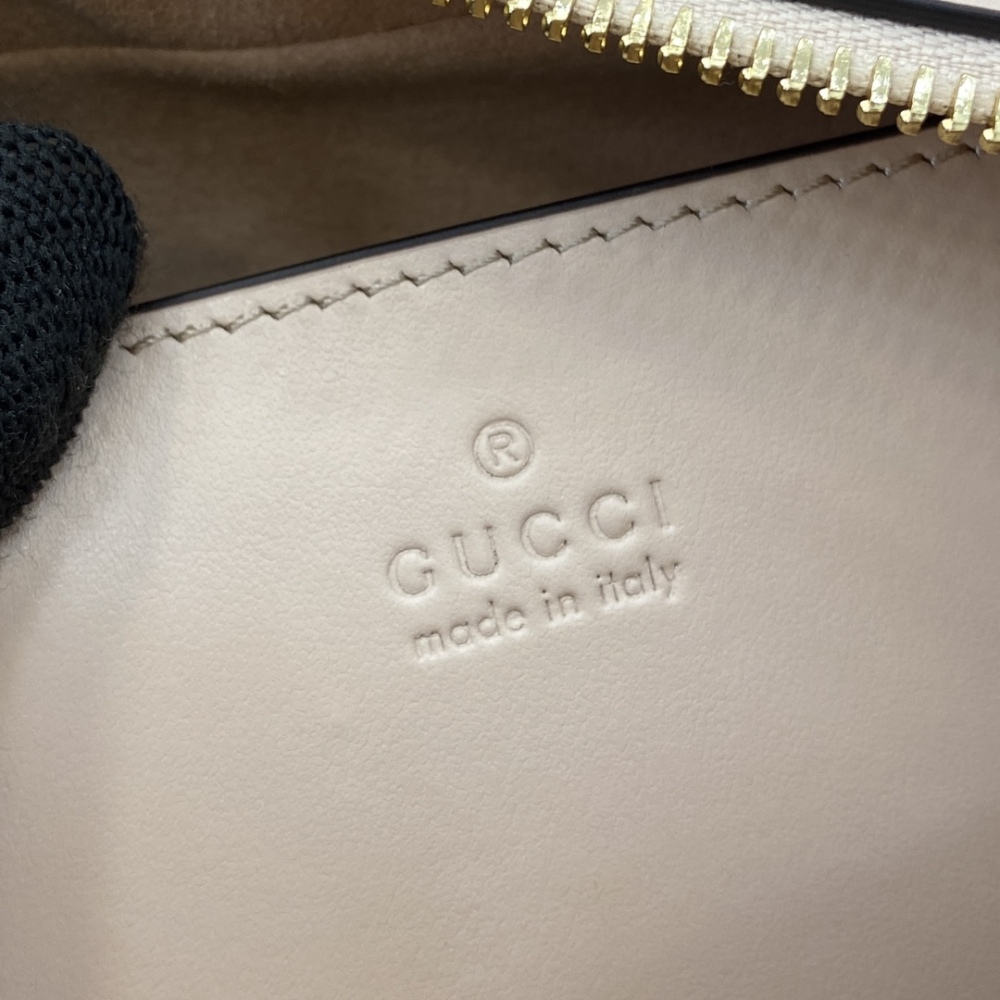 GG Marmont Series Small Shoulder Bag