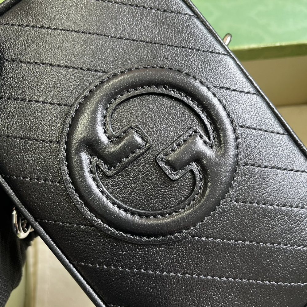 Gucci Blondie mini shoulder bag.