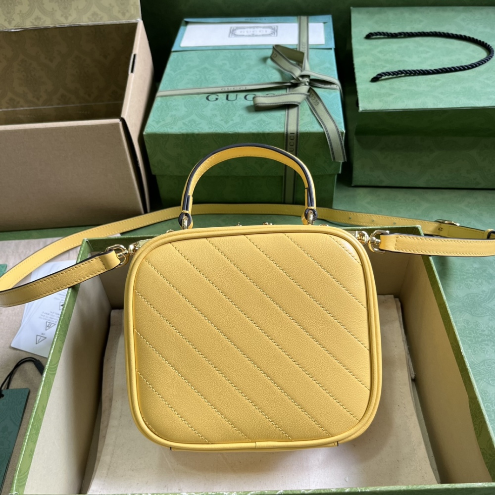 Gucci Blondie handbag.